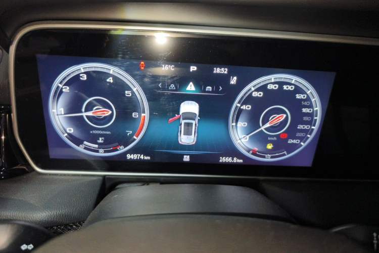 Used Hongqi HS5 2022 2.0T Smart Connect Flagship All-Wheel-Drive Version Instrument Cluster