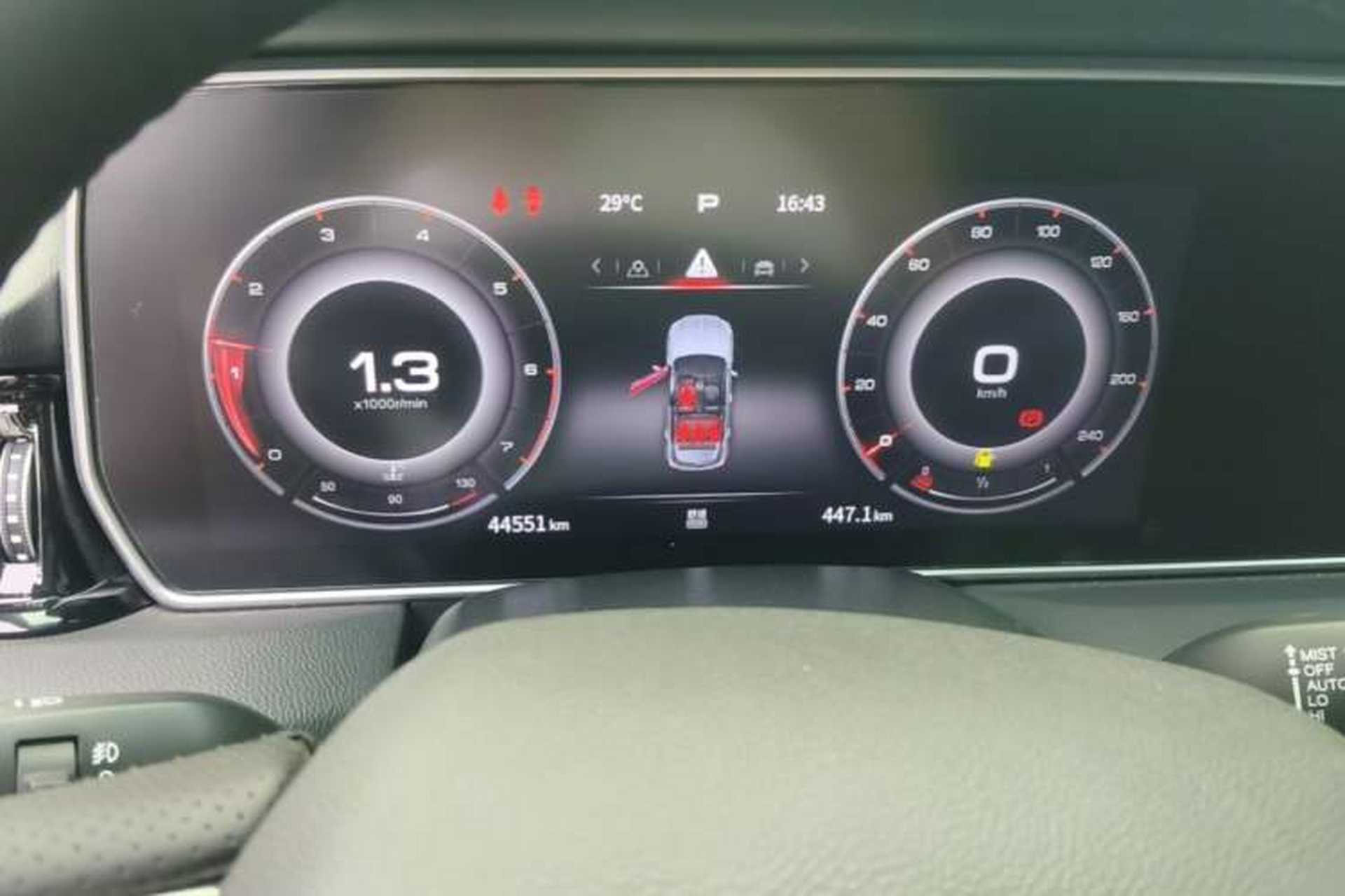 Used Hongqi HS5 2022 Revised Version 2.0T Smart Connect Flagship Edition Instrument Cluster