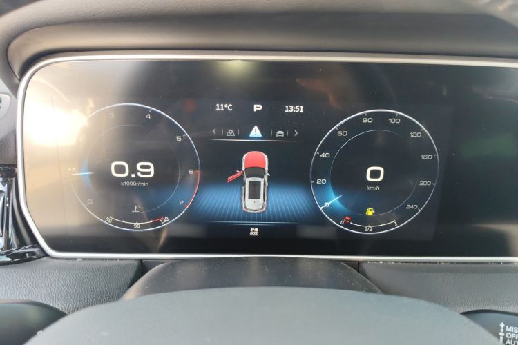 Used Hongqi HS5 2022 Revised Version 2.0T Smart Connect Flagship Edition Instrument Cluster
