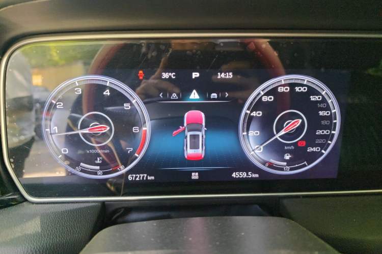 Used Hongqi HS5 2022 Revised Version 2.0T Smart Connect Flagship Edition Instrument Cluster
