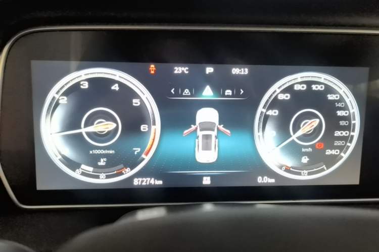 Used Hongqi HS5 2022 Revised Version 2.0T Smart Connect Flagship Edition Instrument Cluster