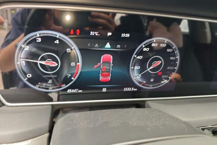 Used Hongqi HS5 2022 2.0T Smart Connect Flagship Edition Instrument Cluster