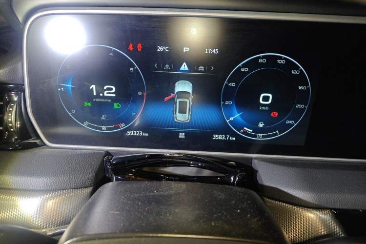 Used Hongqi HS5 2022 Revised Version 2.0T Smart Connect Flagship Edition Instrument Cluster