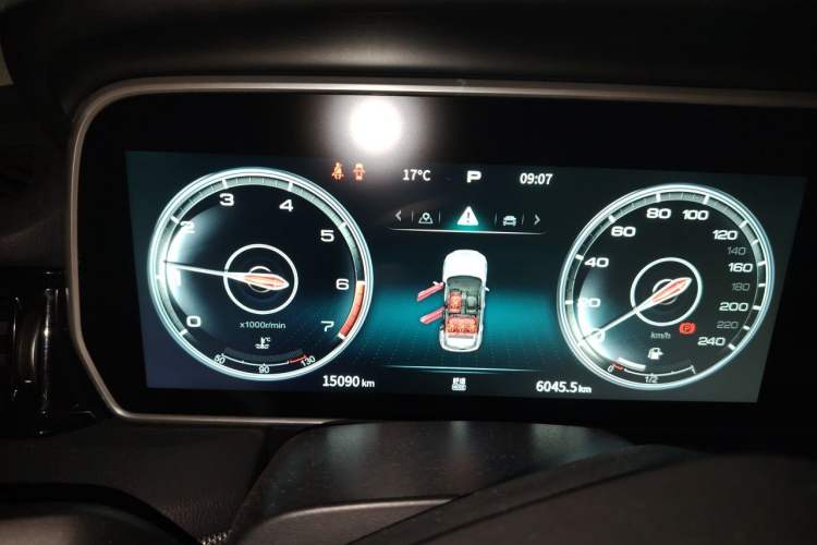 Used Hongqi HS5 2022 2.0T Smart Connect Flagship All-Wheel-Drive Version Instrument Cluster