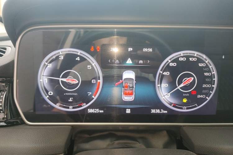 Used Hongqi HS5 2022 Revised Version 2.0T Smart Connect Flagship Edition Instrument Cluster