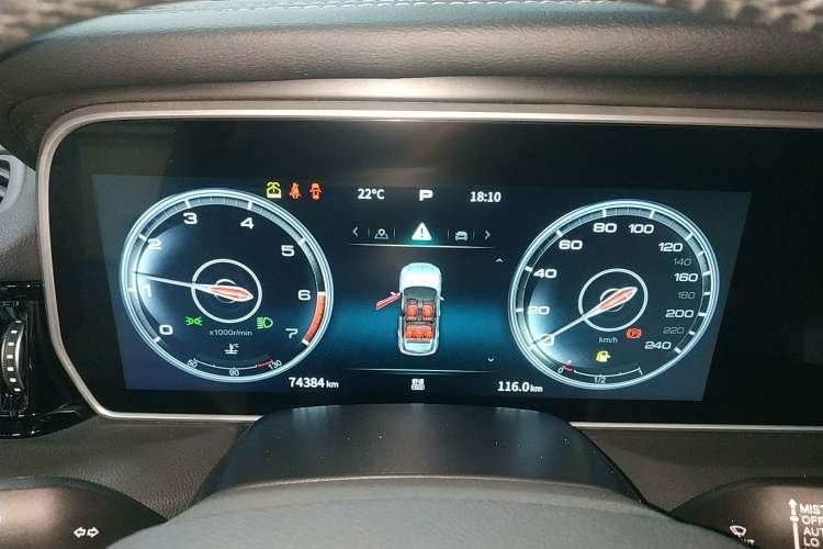 Used Hongqi HS5 2022 2.0T Smart Connect Flagship All-Wheel-Drive Version Instrument Cluster