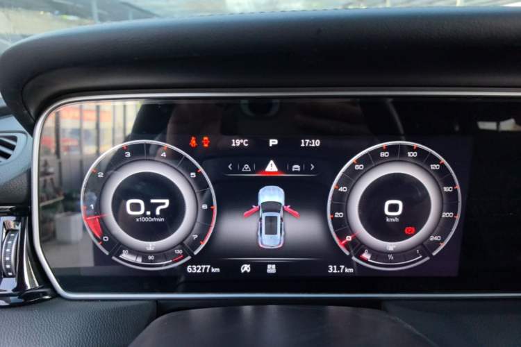 Used Hongqi HS5 2022 Revised Version 2.0T Smart Connect Flagship Edition Instrument Cluster