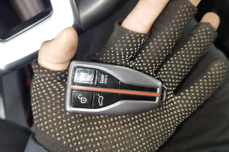 Used Hongqi HS5 2022 Revised Version 2.0T Smart Connect Flagship Edition Interior 1