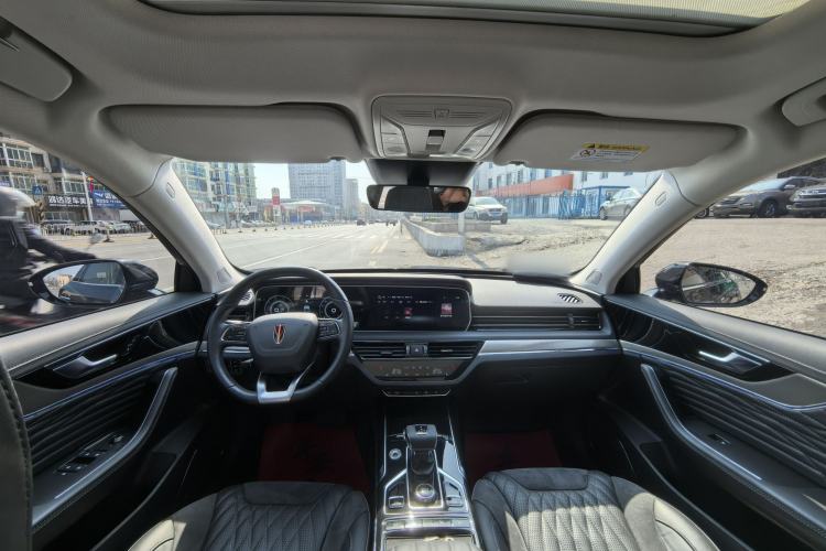 Used Hongqi HS5 2022 2.0T Smart Connect Flagship All-Wheel-Drive Version Interior 1