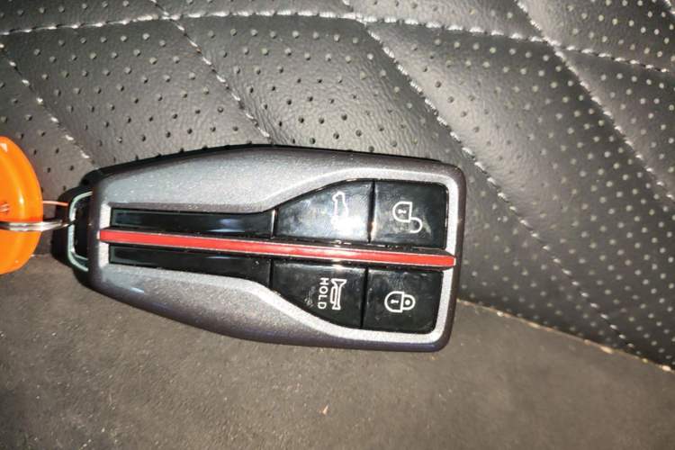 Used Hongqi HS5 2022 Facelifted Version 2.0T Smart Connect Flagship Edition Interior 1