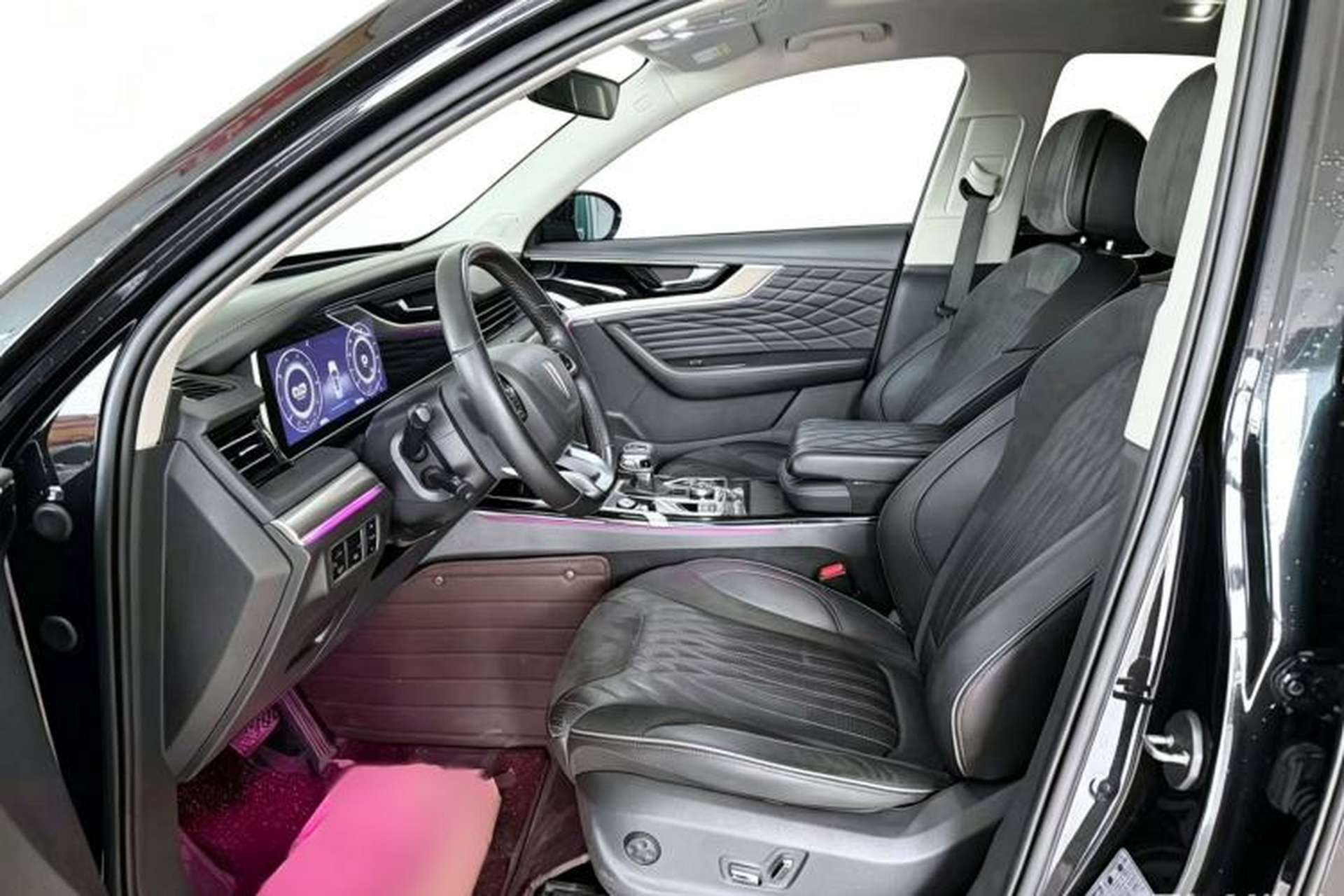 Used Hongqi HS5 2022 Facelifted Version 2.0T Smart Connect Flagship All-Wheel-Drive Edition Interior 1
