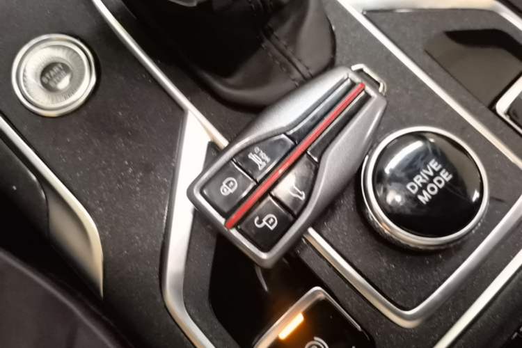 Used Hongqi HS5 2022 Revised Version 2.0T Smart Connect Flagship Edition Interior 1