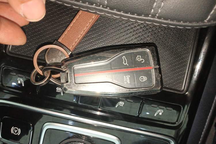 Used Hongqi HS5 2022 Revised Version 2.0T Smart Connect Flagship Edition Interior 1