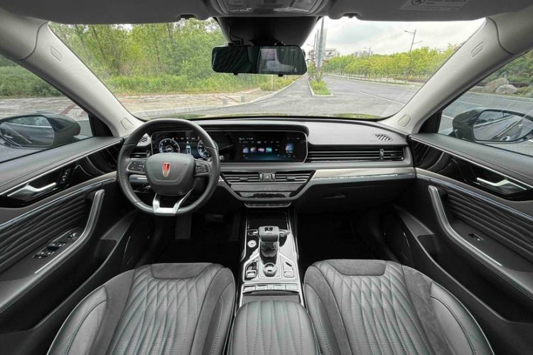 Used Hongqi HS5 2022 2.0T Smart Connect Flagship Enjoyment Purchase Edition Interior 10