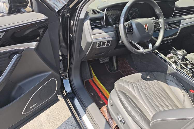 Used Hongqi HS5 2022 Revised Version 2.0T Smart Connect Flagship Edition Interior 10