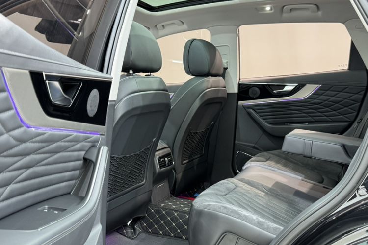 Used Hongqi HS5 2022 Revised Version 2.0T Smart Connect Flagship Edition Interior 11