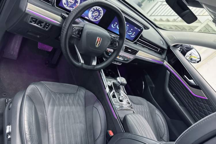 Used Hongqi HS5 2022 Revised Version 2.0T Smart Connect Flagship Edition Interior 2