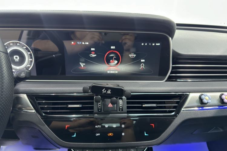 Used Hongqi HS5 2022 2.0T Smart Connect Flagship Edition Interior 2
