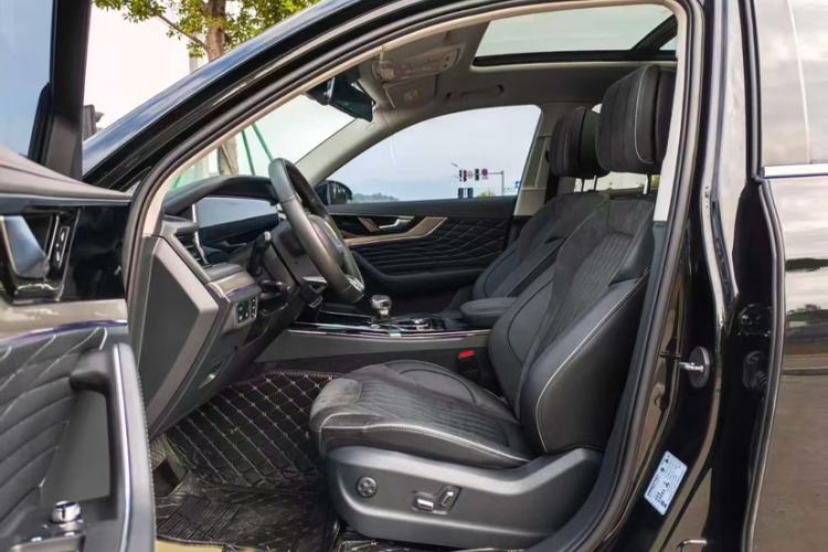 Used Hongqi HS5 2022 Revised Version 2.0T Smart Connect Flagship Edition Interior 2