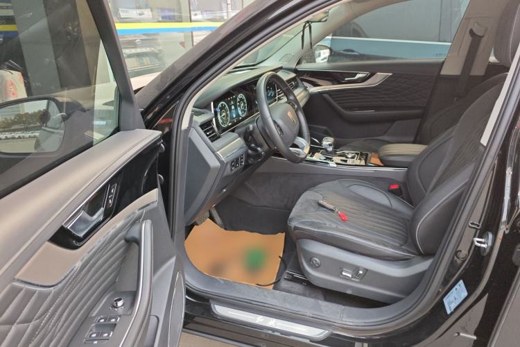 Used Hongqi HS5 2022 Revised Version 2.0T Smart Connect Flagship Edition Interior 3