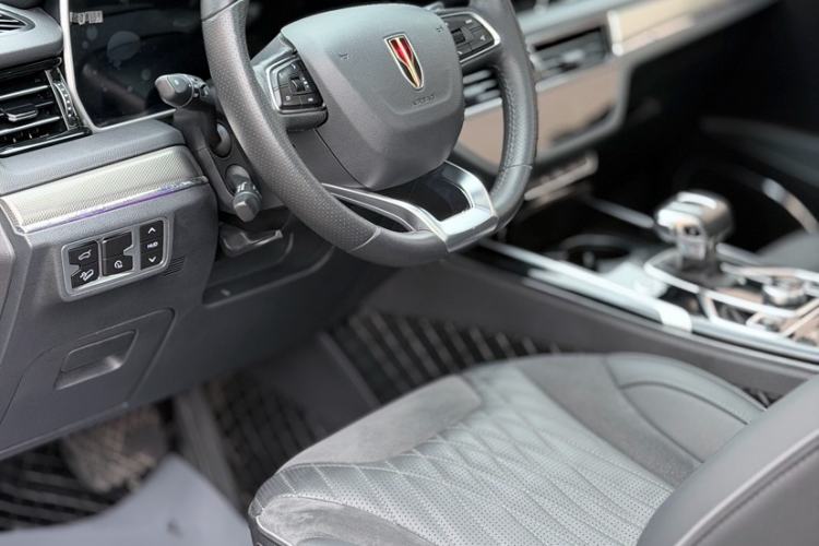 Used Hongqi HS5 2022 Revised Version 2.0T Smart Connect Flagship Edition Interior 3