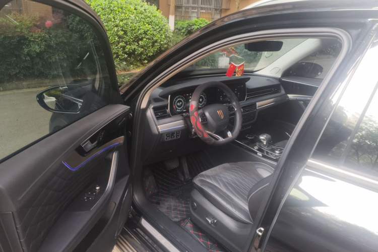 Used Hongqi HS5 2022 Revised Version 2.0T Smart Connect Flagship Edition Interior 3