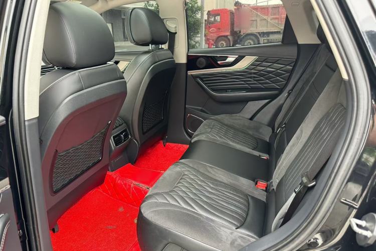 Used Hongqi HS5 2022 Revised Version 2.0T Smart Connect Flagship Edition Interior 3