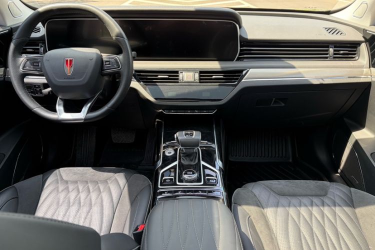 Used Hongqi HS5 2022 Revised Version 2.0T Smart Connect Flagship Edition Interior 3