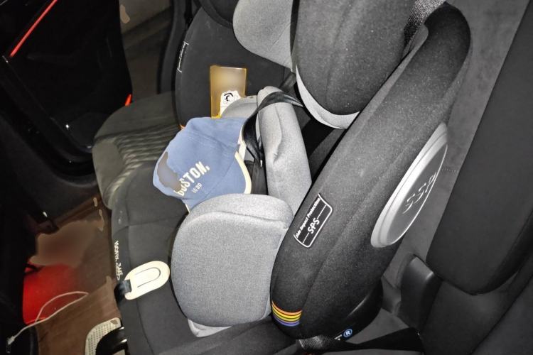 Used Hongqi HS5 2022 Revised Version 2.0T Smart Connect Flagship Edition Interior 4