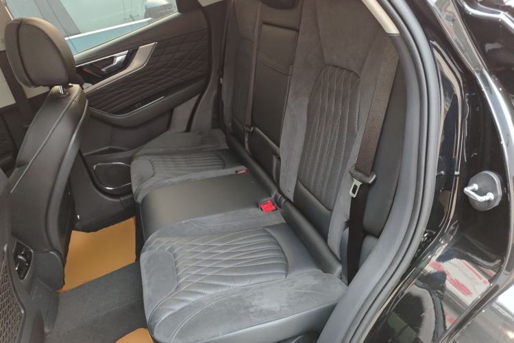 Used Hongqi HS5 2022 Revised Version 2.0T Smart Connect Flagship Edition Interior 4