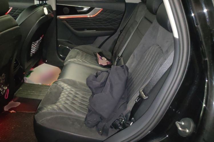 Used Hongqi HS5 2022 2.0T Smart Connect Flagship Edition Interior 4