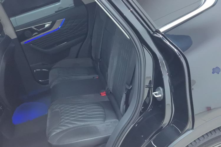 Used Hongqi HS5 2022 Facelifted Version 2.0T Smart Connect Flagship All-Wheel-Drive Edition Interior 4