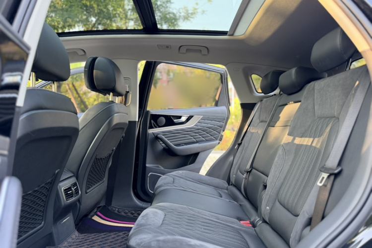 Used Hongqi HS5 2022 Revised Version 2.0T Smart Connect Flagship Edition Interior 5