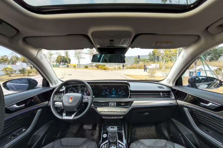 Used Hongqi HS5 2022 Revised Version 2.0T Smart Connect Flagship Edition Interior 5