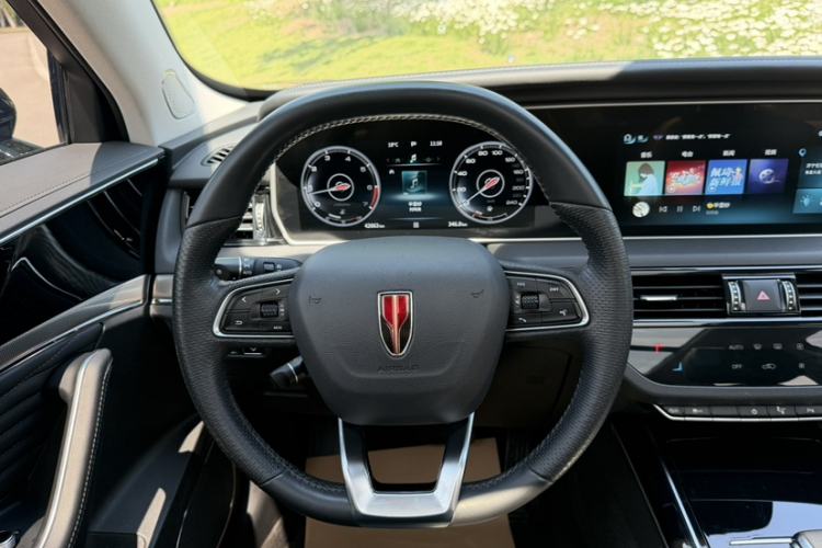 Used Hongqi HS5 2022 Revised Version 2.0T Smart Connect Flagship Edition Interior 5