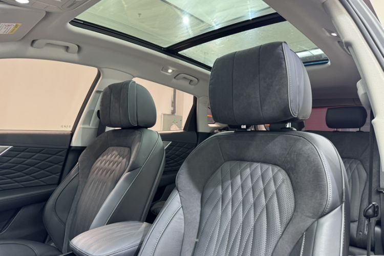 Used Hongqi HS5 2022 Revised Version 2.0T Smart Connect Flagship Edition Interior 9