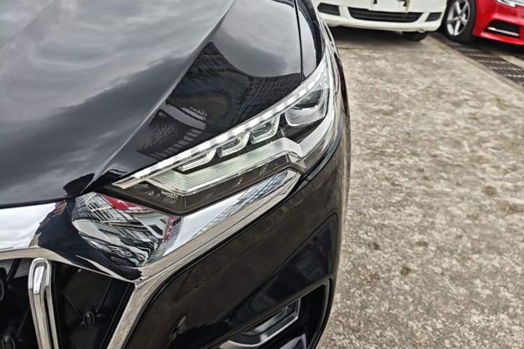 Used Hongqi HS5 2022 Revised Version 2.0T Smart Connect Flagship Edition Left Front Headlight