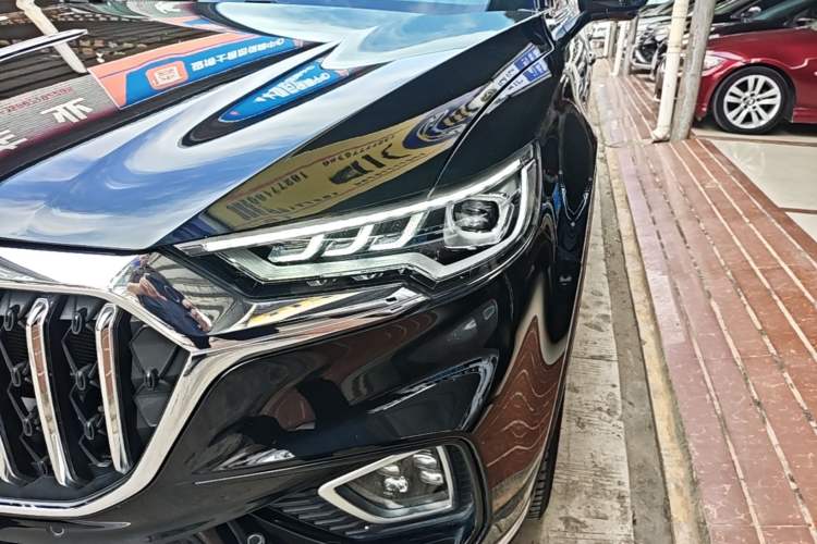 Used Hongqi HS5 2022 Facelifted Version 2.0T Smart Connect Flagship All-Wheel-Drive Edition Left Front Headlight