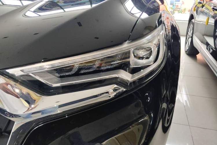Used Hongqi HS5 2022 Revised Version 2.0T Smart Connect Flagship Edition Left Front Headlight