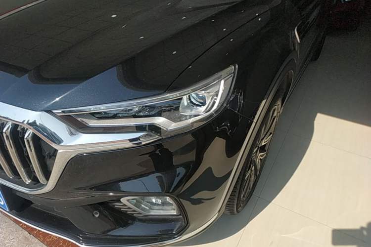 Used Hongqi HS5 2022 Facelifted Version 2.0T Smart Connect Flagship All-Wheel-Drive Edition Left Front Headlight