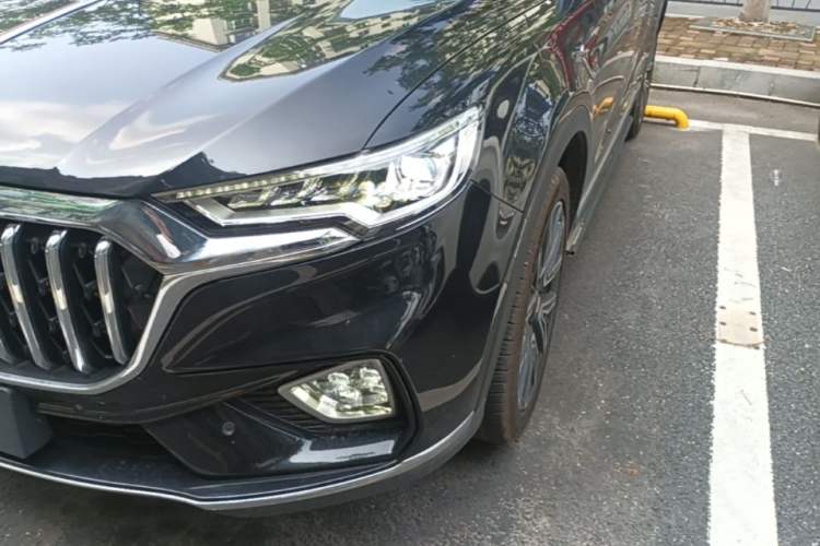Used Hongqi HS5 2022 Facelifted Version 2.0T Smart Connect Flagship All-Wheel-Drive Edition Left Front Headlight