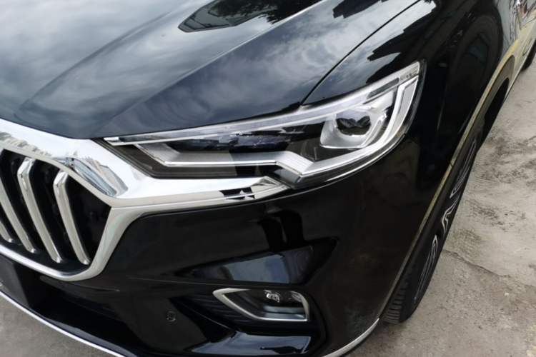 Used Hongqi HS5 2022 2.0T Smart Connect Flagship All-Wheel-Drive Version Left Front Headlight
