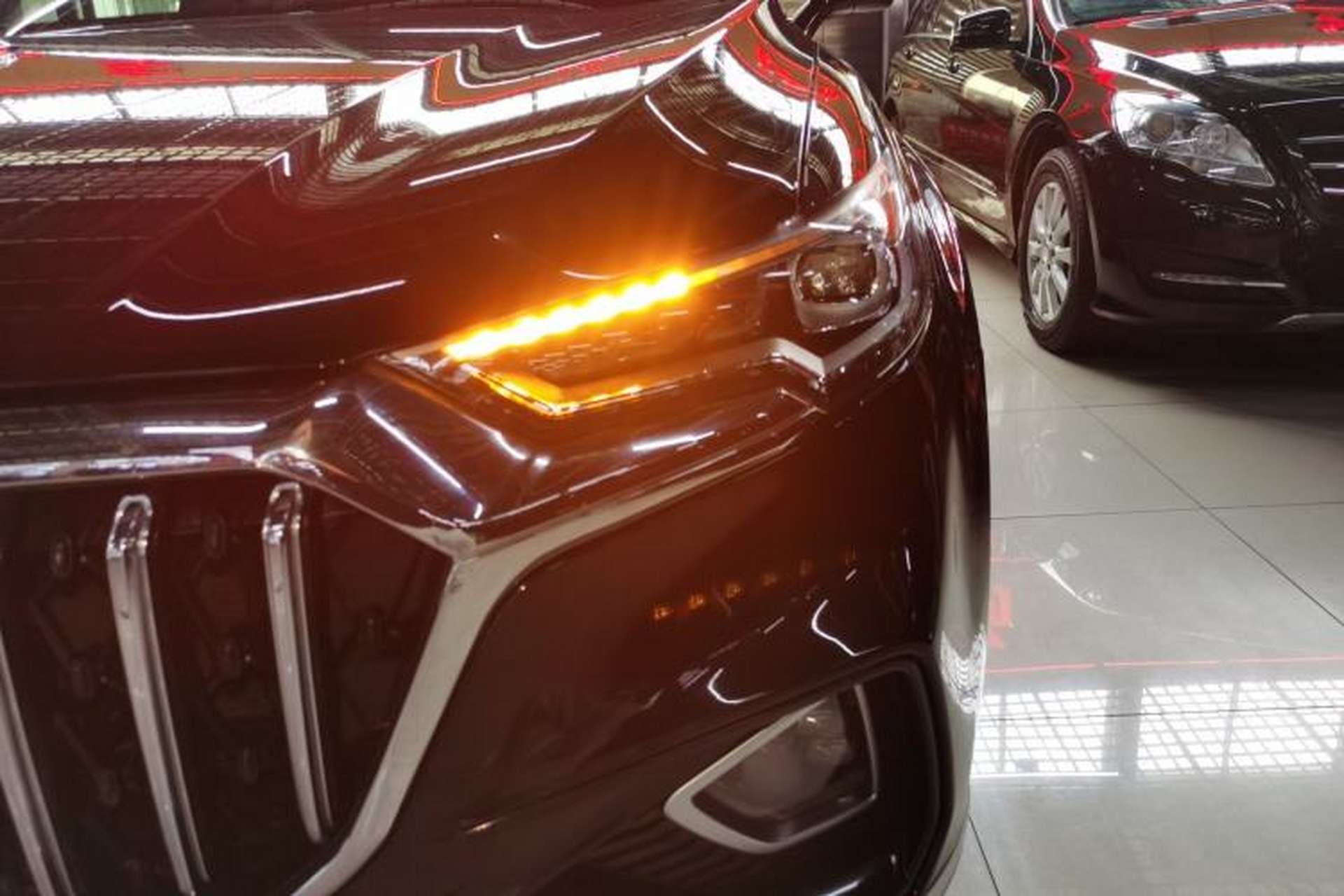Used Hongqi HS5 2022 Revised Version 2.0T Smart Connect Flagship Edition Left Front Headlight