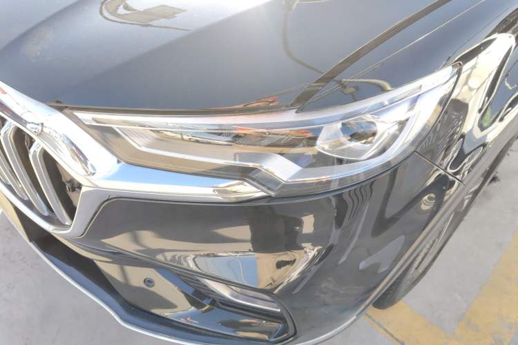 Used Hongqi HS5 2022 Revised Version 2.0T Smart Connect Flagship Edition Left Front Headlight