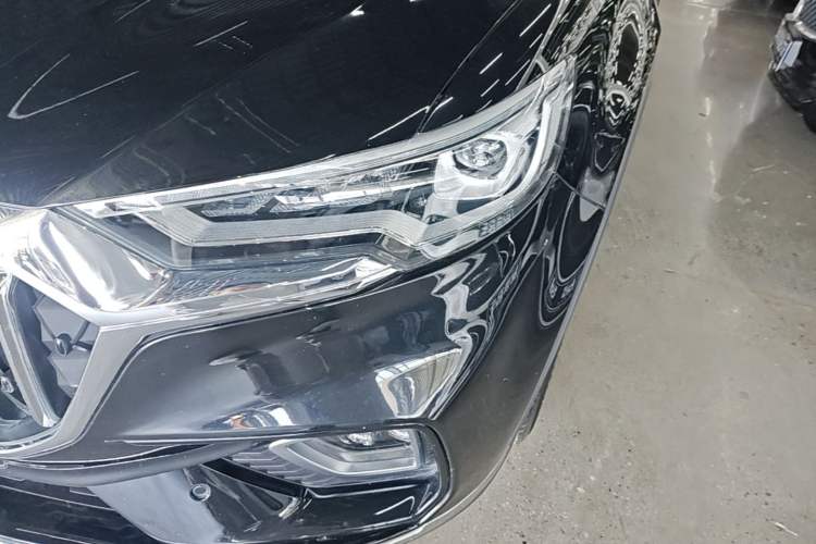 Used Hongqi HS5 2022 Revised Version 2.0T Smart Connect Flagship Edition Left Front Headlight