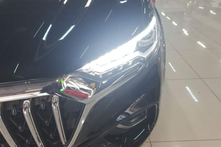 Used Hongqi HS5 2022 Revised Version 2.0T Smart Connect Flagship Edition Left Front Headlight