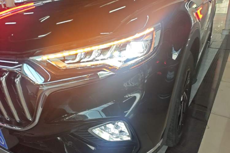 Used Hongqi HS5 2022 2.0T Smart Connect Flagship Edition Left Front Headlight