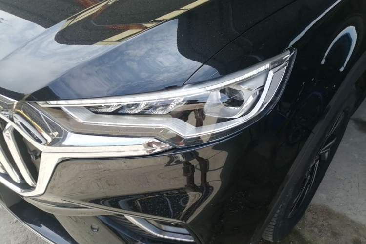 Used Hongqi HS5 2022 Revised Version 2.0T Smart Connect Flagship Edition Left Front Headlight