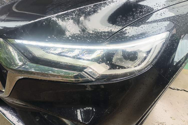 Used Hongqi HS5 2022 Facelifted Version 2.0T Smart Connect Flagship All-Wheel-Drive Edition Left Front Headlight
