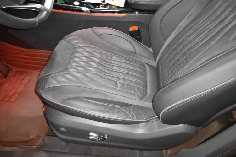 Used Hongqi HS5 2022 Revised Version 2.0T Smart Connect Flagship Edition Left Front Seat